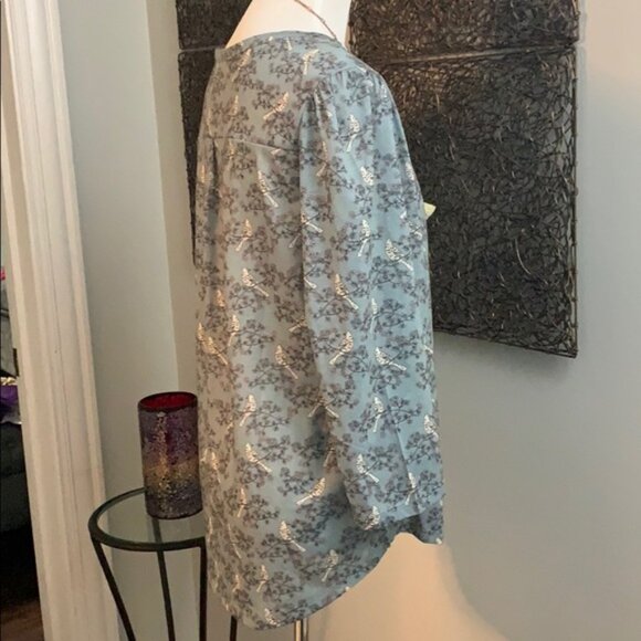 Blue/gray 🐦 top - Picture 4 of 5